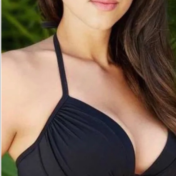 Shade & Shore Black Bikini Top, Padded w/ Underwire - Picture 5 of 6